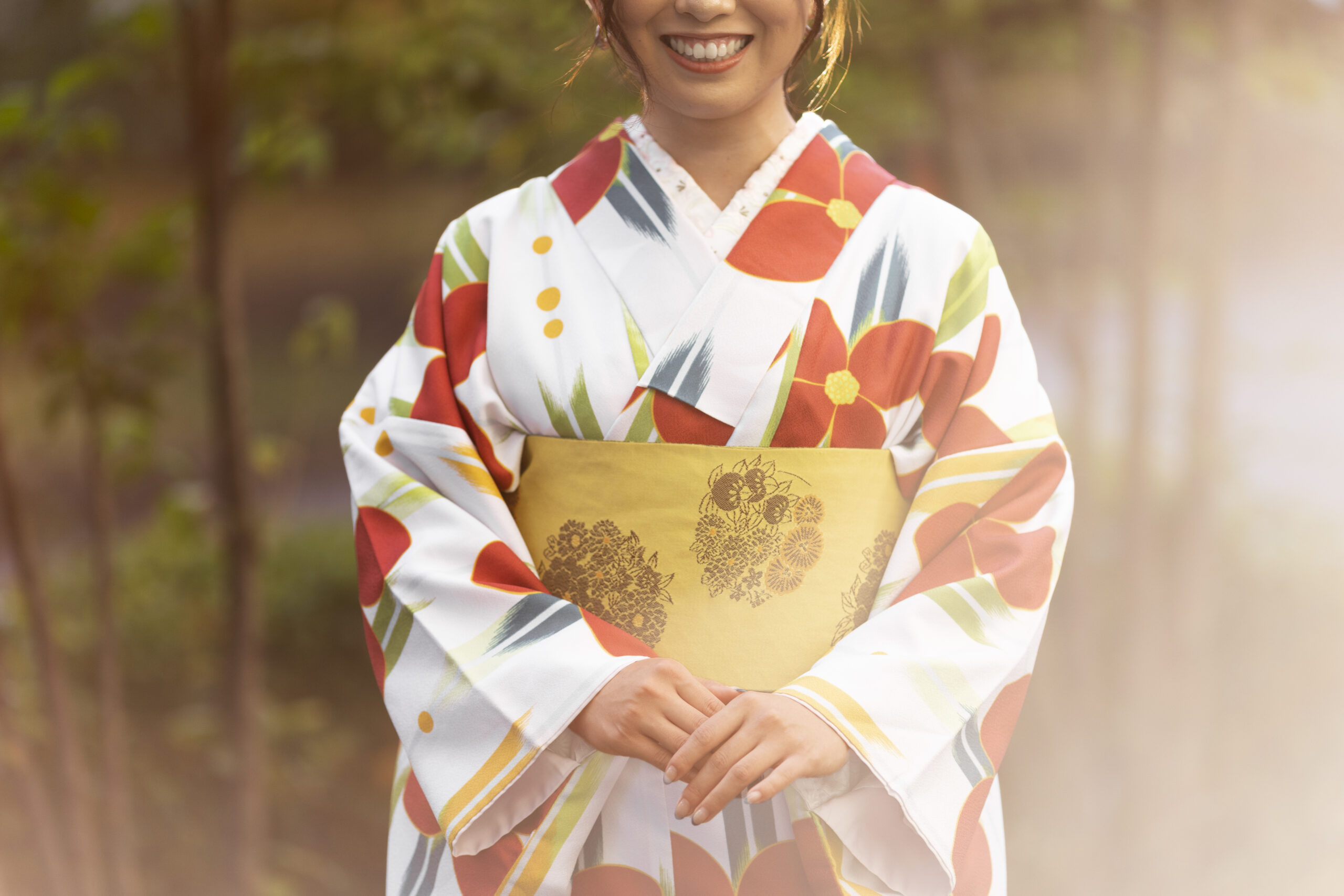 Traditional haori kimono jacket and winter accessories for cold weather protection while maintaining elegant Japanese style in Kyoto